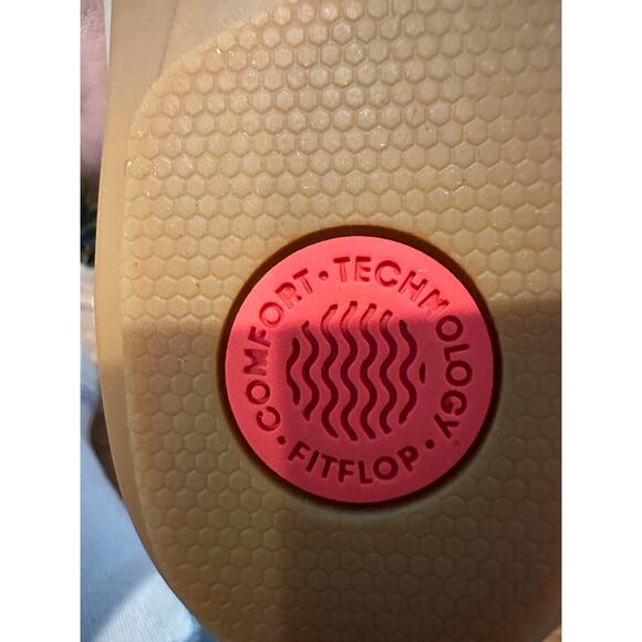 FitFlop Women's Allegro Fringe Buckled Leather Loafers Beige Size 6 NWOB - Picture 12 of 13